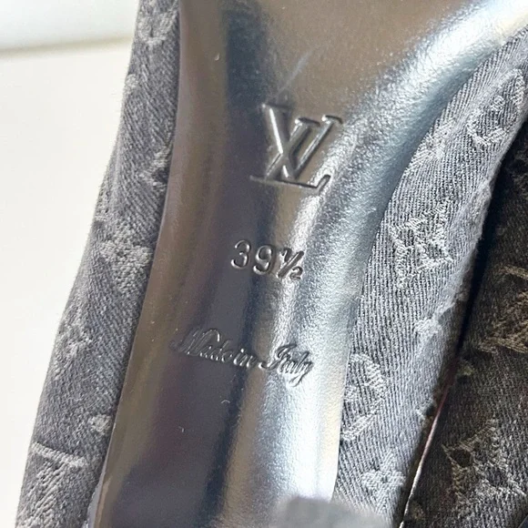 Louis Vuitton Vintage Monogram Canvas Black Gray Buckle Heels Pumps Size EU 39.5 - Picture 15 of 15